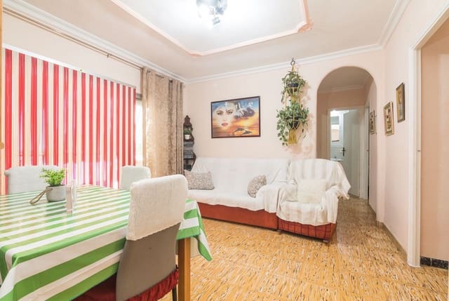 3 bedroom Apartment for sale in Calas Santiago Bernabéu, Santa Pola with garage - € 195,000 (Ref: 9395588)