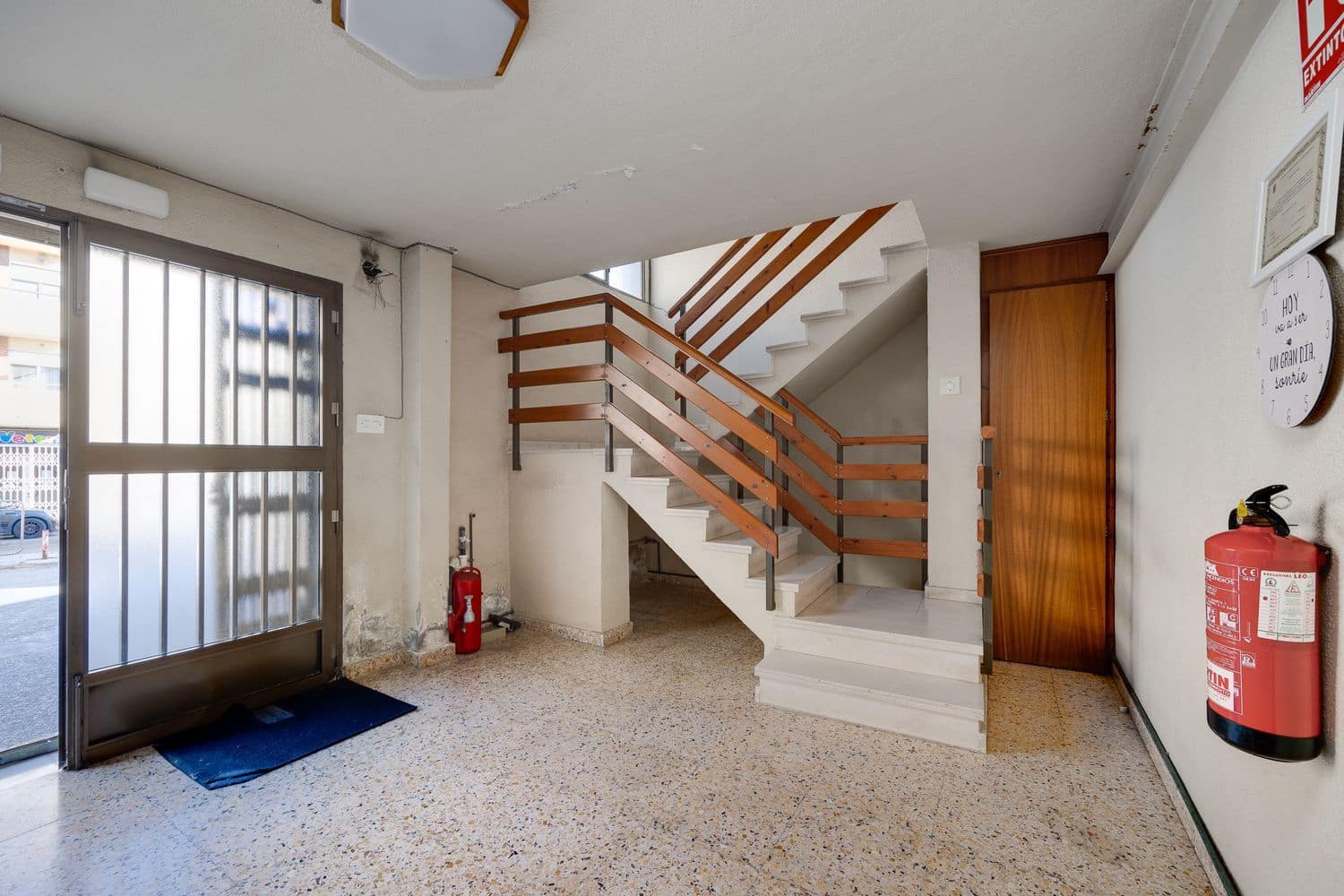 Kommersiell til salgs i Rojales - € 300 000 (Ref: 9395590)