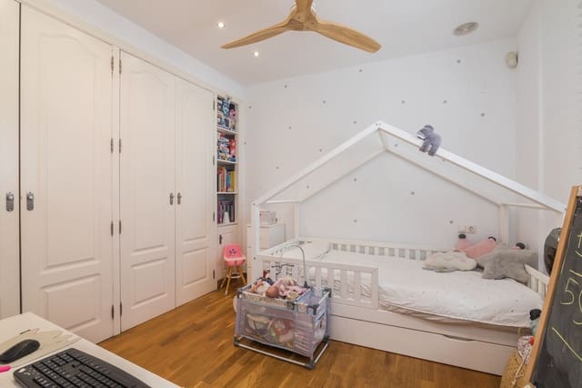 2 makuuhuone Huoneisto myytävänä paikassa Centro, Santa Pola mukana 
autotalli - 169 000 € (Ref: 9439495)