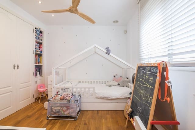 2 makuuhuone Huoneisto myytävänä paikassa Centro, Santa Pola mukana 
autotalli - 169 000 € (Ref: 9439495)