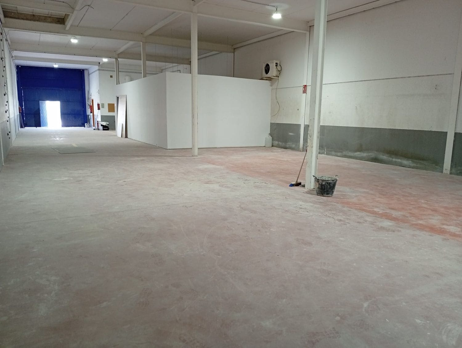 Erhverv til salg i Santa Pola - € 230.000 (Ref: 9448631)