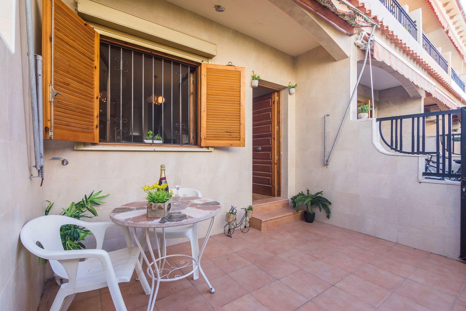 2 soverom Hus til salgs i Santa Pola med garasje - € 159 000 (Ref: 9448632)