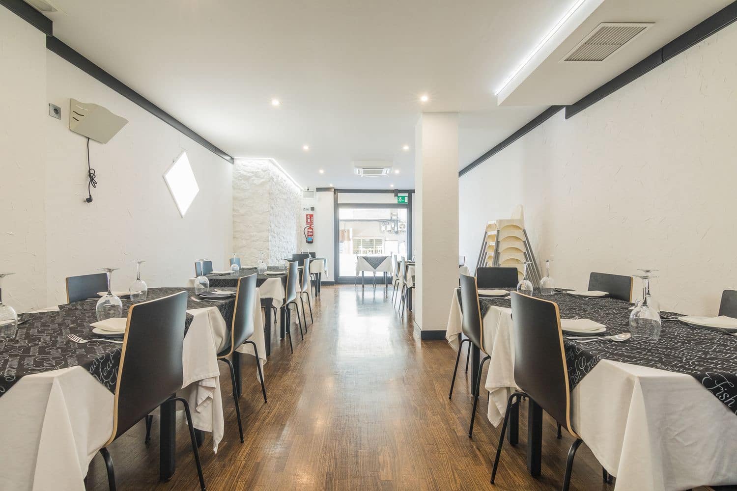 Erhverv til salg i Santa Pola - € 330.000 (Ref: 9448633)