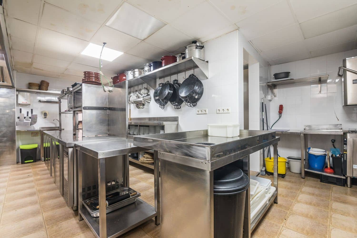 Erhverv til salg i Santa Pola - € 330.000 (Ref: 9448633)