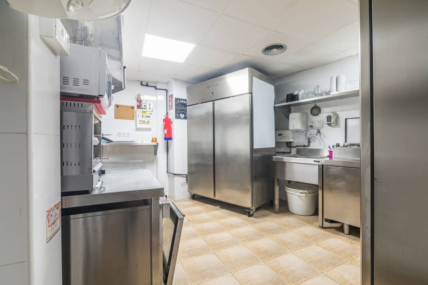 Erhverv til salg i Santa Pola - € 330.000 (Ref: 9448633)