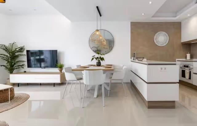 2 quarto Casa em Banda para venda em Ciudad Quesada, Rojales com piscina garagem - 340 000 € (Ref: 9448634)