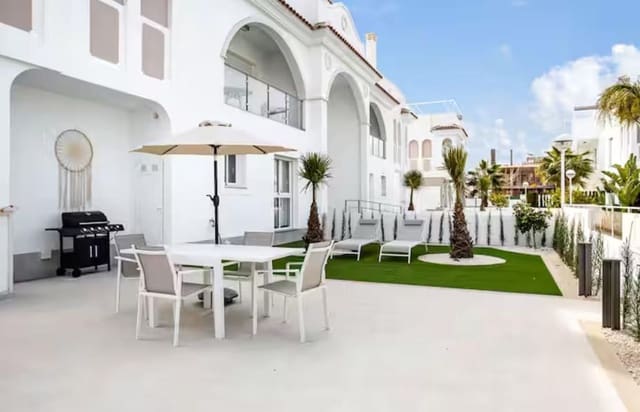 2 quarto Casa em Banda para venda em Ciudad Quesada, Rojales com piscina garagem - 340 000 € (Ref: 9448634)