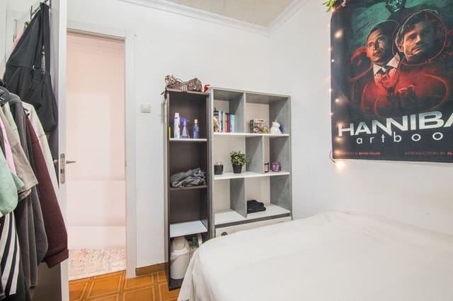 3 sovrum Lägenhet till salu i Pla de Bon Repos, Alicante stad med garage - 137 000 € (Ref: 9465211)