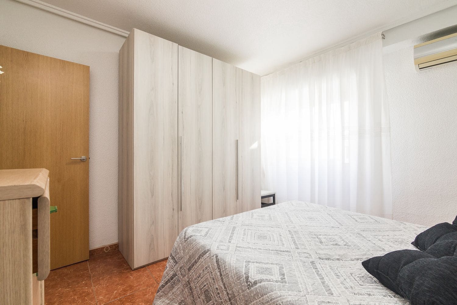 Apartamento de 3 habitaciones en Santa Pola en venta con garaje - 169.000 € (Ref: 9540782)