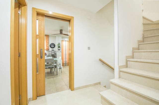 3 soverom Hus til salgs i El Travaló - Martínez Valero, Elche / Elx med svømmebasseng garasje - € 355 000 (Ref: 9540783)