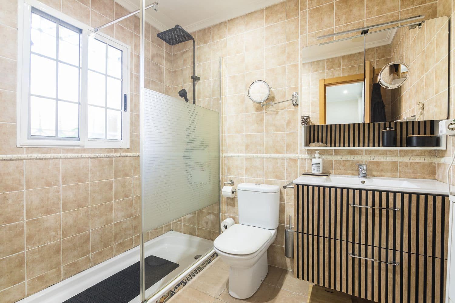 3 soverom Hus til salgs i Elche / Elx med svømmebasseng garasje - € 355 000 (Ref: 9540783)