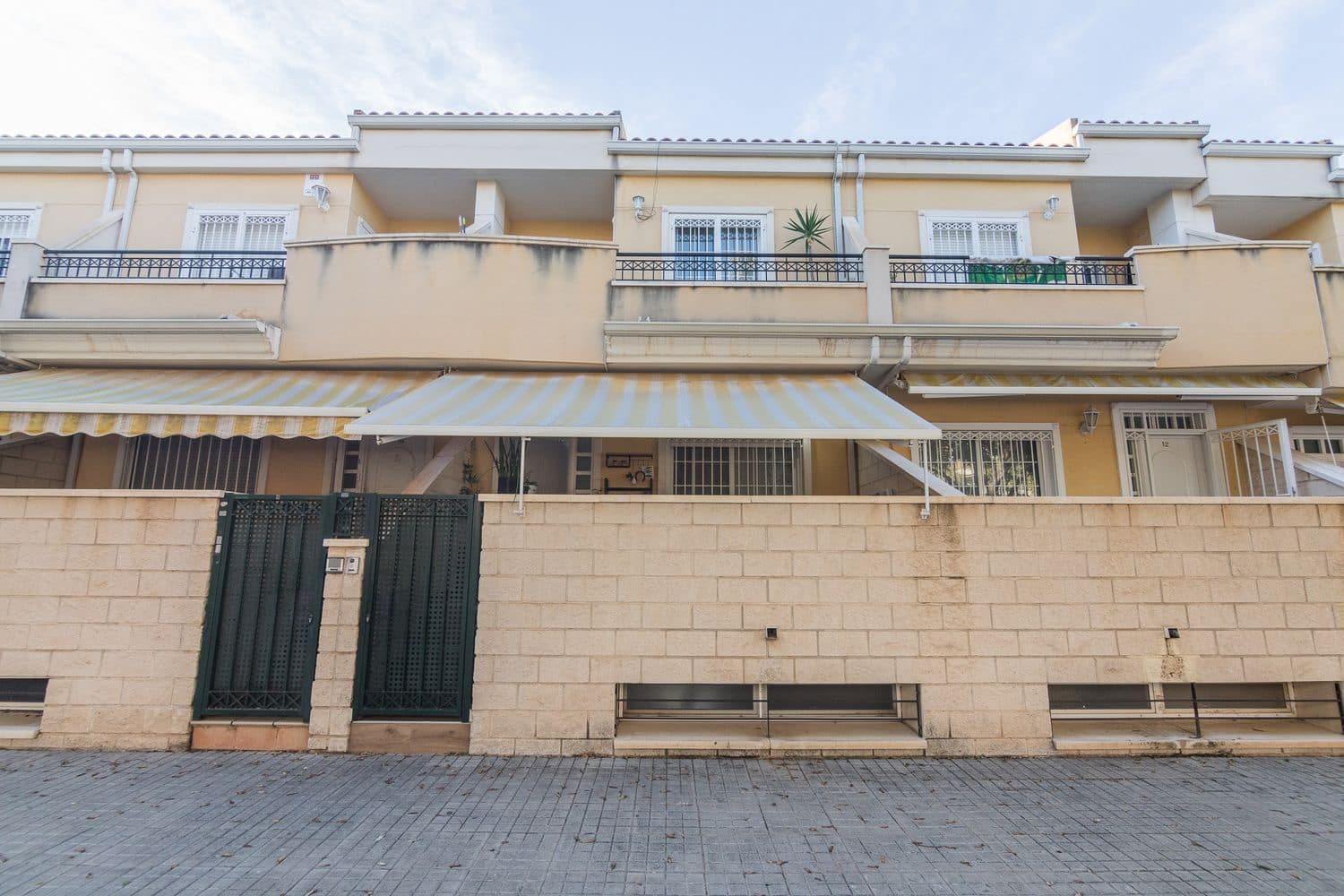 3 soverom Hus til salgs i Elche / Elx med svømmebasseng garasje - € 355 000 (Ref: 9540783)