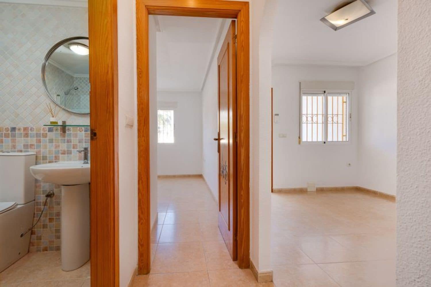 2 soveværelse Lejlighed til salg i Rojales med garage - € 105.000 (Ref: 9610823)