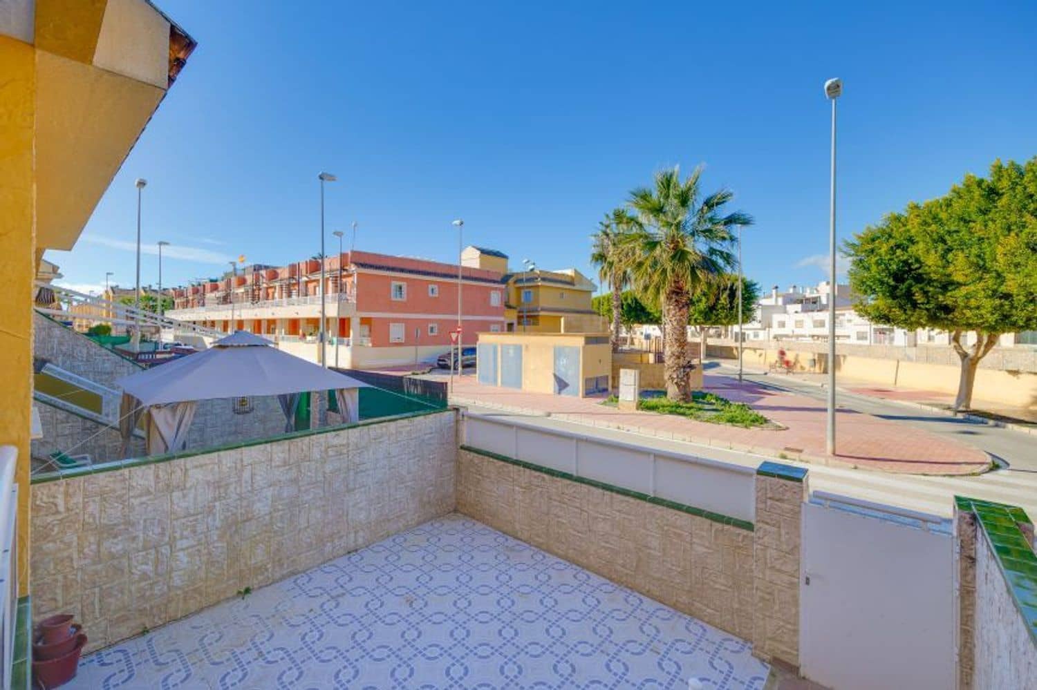 2 soveværelse Lejlighed til salg i Rojales med garage - € 105.000 (Ref: 9610823)