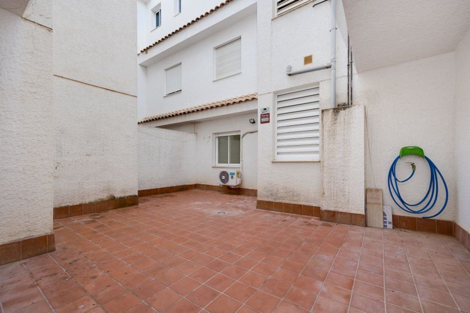 2 soveværelse Lejlighed til salg i Rojales med garage - € 105.000 (Ref: 9610823)