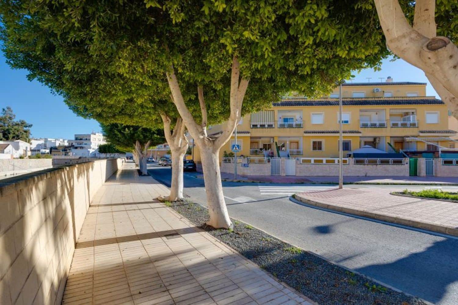 2 soveværelse Lejlighed til salg i Rojales med garage - € 105.000 (Ref: 9610823)