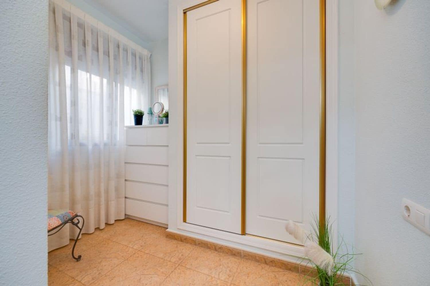 2 sypialnia Apartament na sprzedaż w San Fulgencio z basenem garażem - 150 000 € (Ref: 9636221)