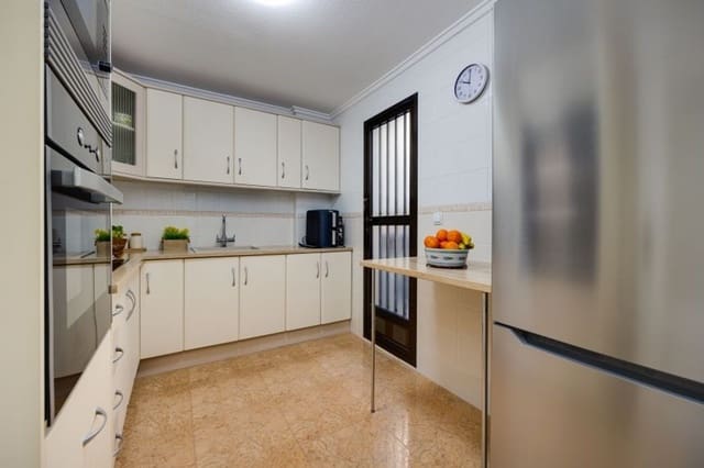 2 makuuhuone Huoneisto myytävänä paikassa San Fulgencio mukana uima-altaan 
autotalli - 150 000 € (Ref: 9636221)