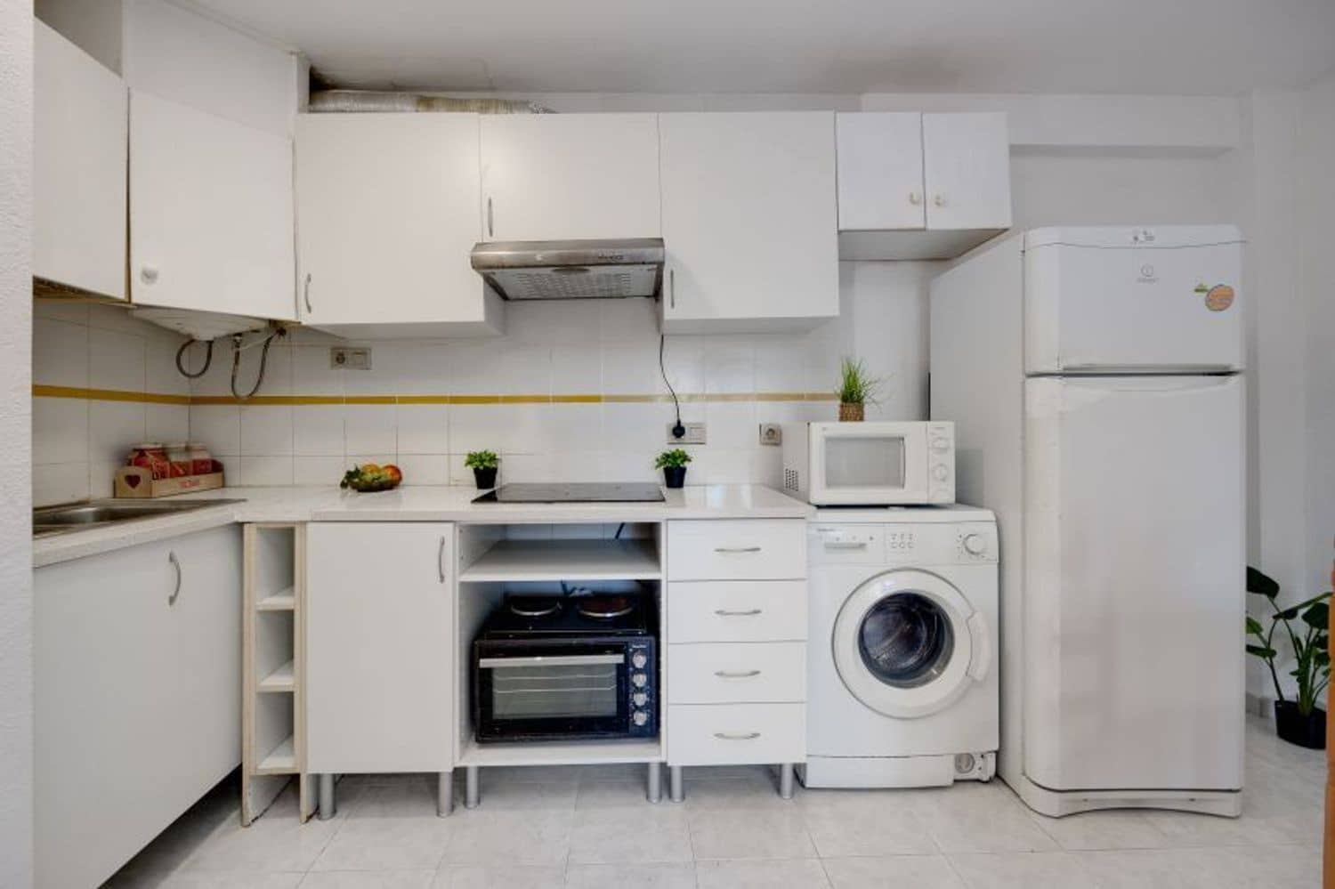 Apartamento de 2 habitaciones en La Veleta en venta con garaje - 110.000 € (Ref: 9636222)