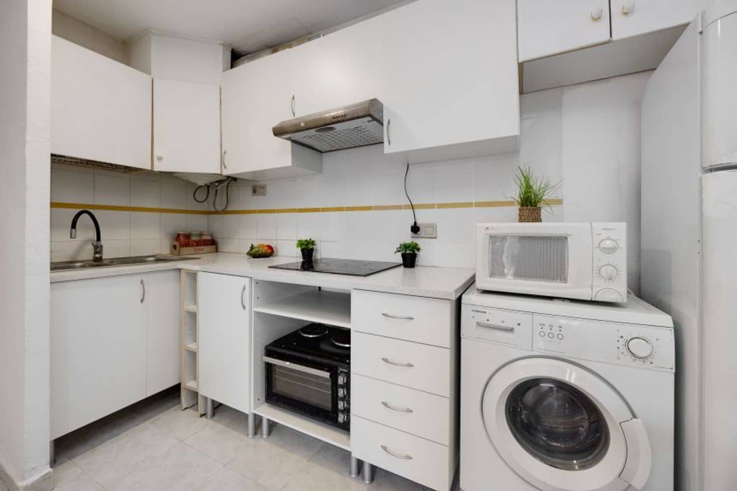 Apartamento de 2 habitaciones en La Veleta en venta con garaje - 110.000 € (Ref: 9636222)