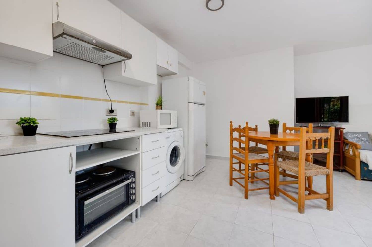 Apartamento de 2 habitaciones en La Veleta en venta con garaje - 110.000 € (Ref: 9636222)