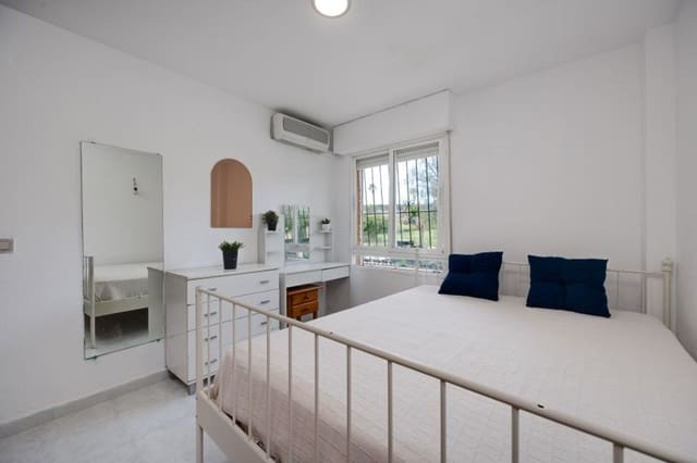 2 soveværelse Lejlighed til salg i La Veleta, Torrevieja med garage - € 110.000 (Ref: 9636222)