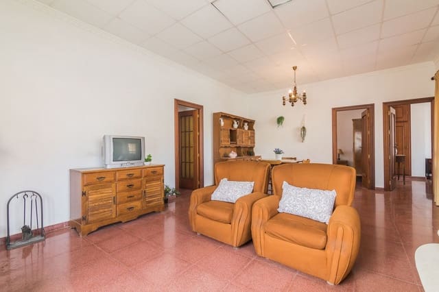 8 soverom Villa til salgs i Cox med garasje - € 895 000 (Ref: 9669782)