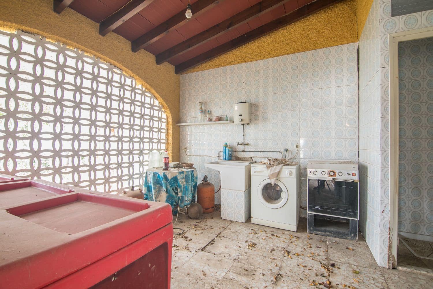 8 soverom Villa til salgs i Cox med garasje - € 895 000 (Ref: 9669782)