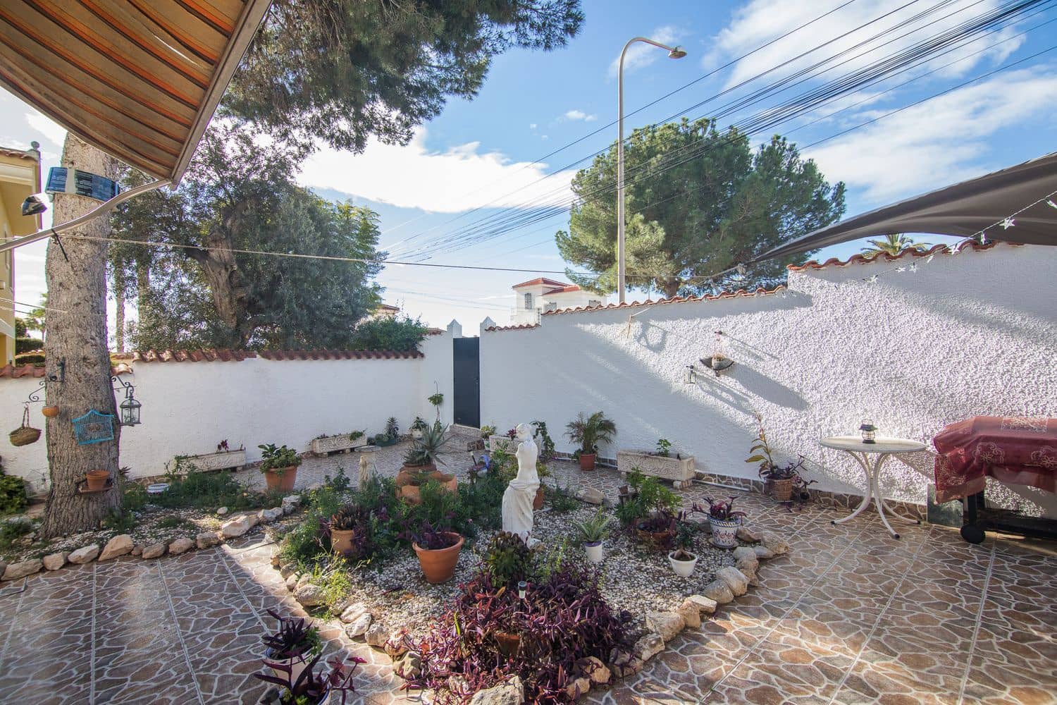 5 slaapkamer Villa te koop in Ciudad Quesada met zwembad garage - € 499.000 (Ref: 9676786)