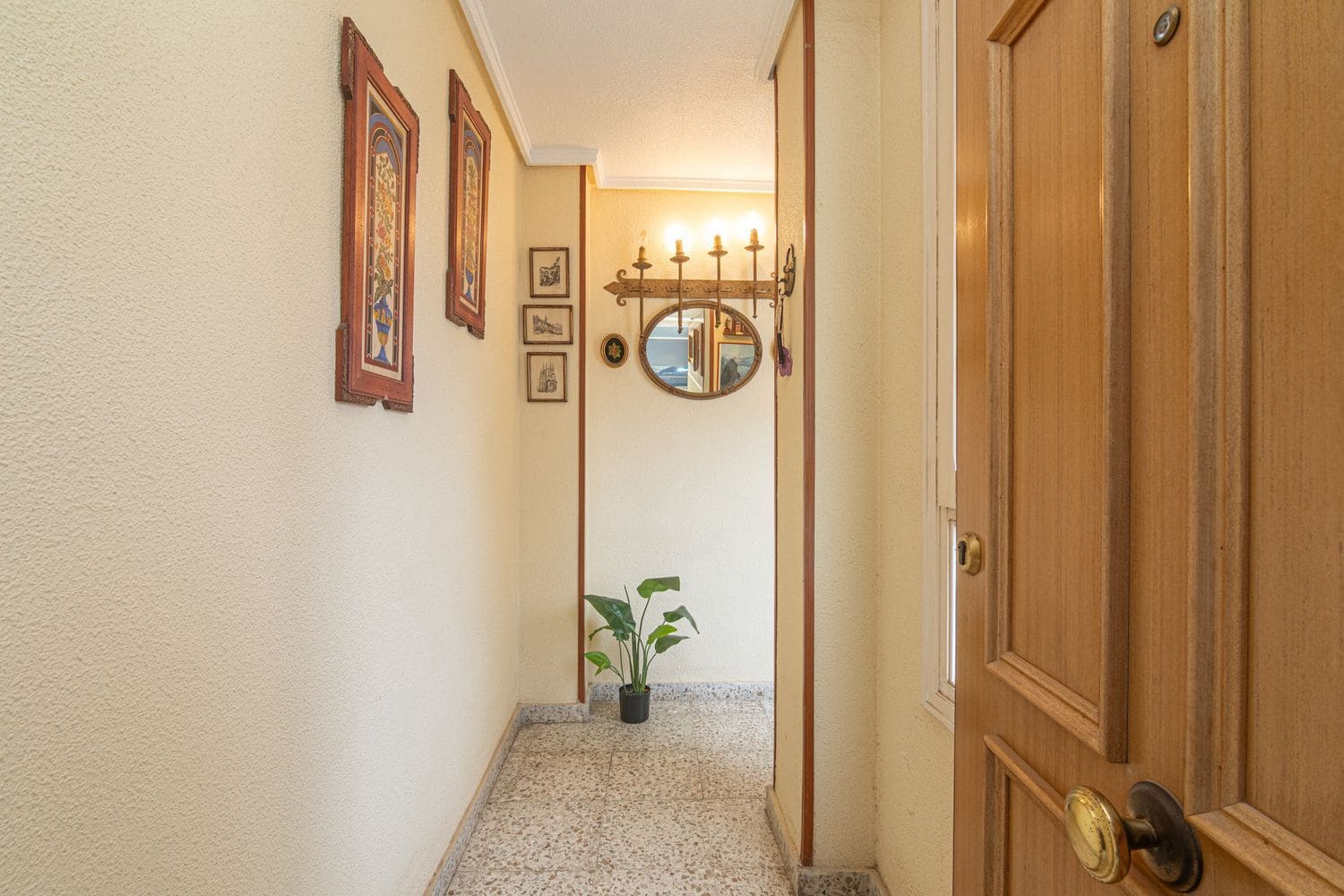 1 quarto Apartamento para venda em Santa Pola com garagem - 145 000 € (Ref: 9877783)