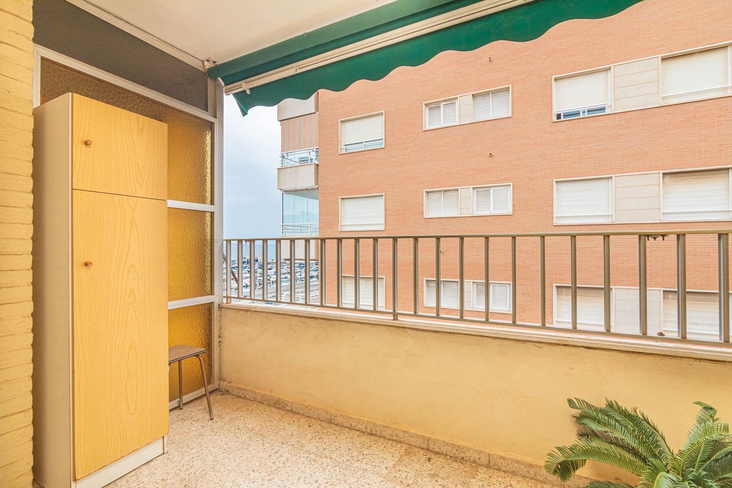 1 quarto Apartamento para venda em Santa Pola com garagem - 145 000 € (Ref: 9877783)