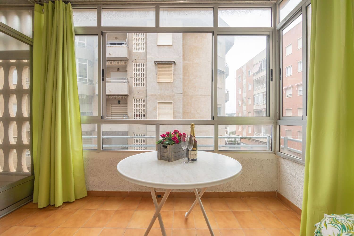1 quarto Apartamento para venda em Santa Pola com garagem - 148 000 € (Ref: 9877784)