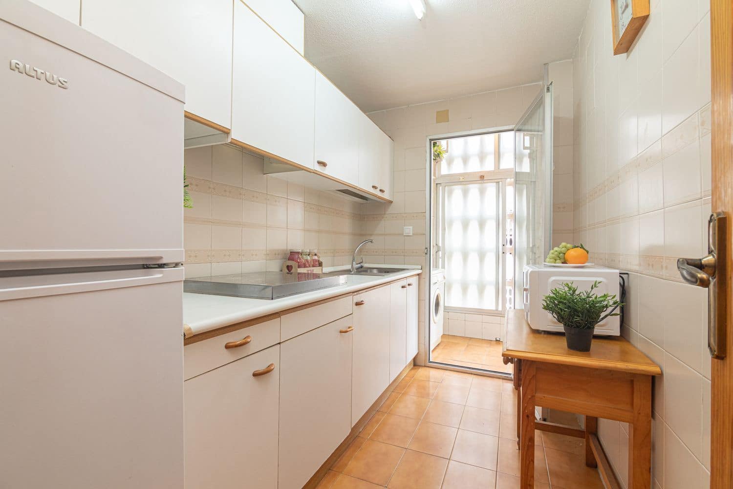 1 quarto Apartamento para venda em Santa Pola com garagem - 148 000 € (Ref: 9877784)