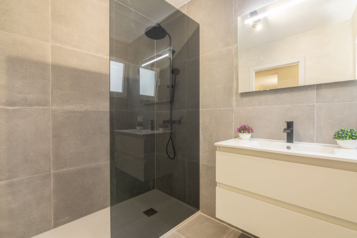3 bedroom Apartment for sale in Santa Pola with garage - € 445,000 (Ref: 9877786)
