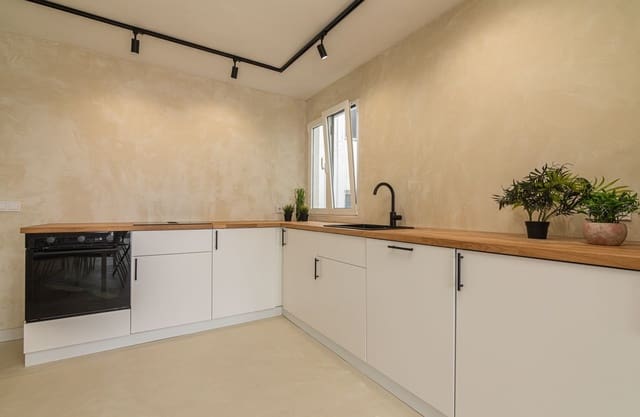 3 bedroom Apartment for sale in Centro, Santa Pola with garage - € 445,000 (Ref: 9877786)