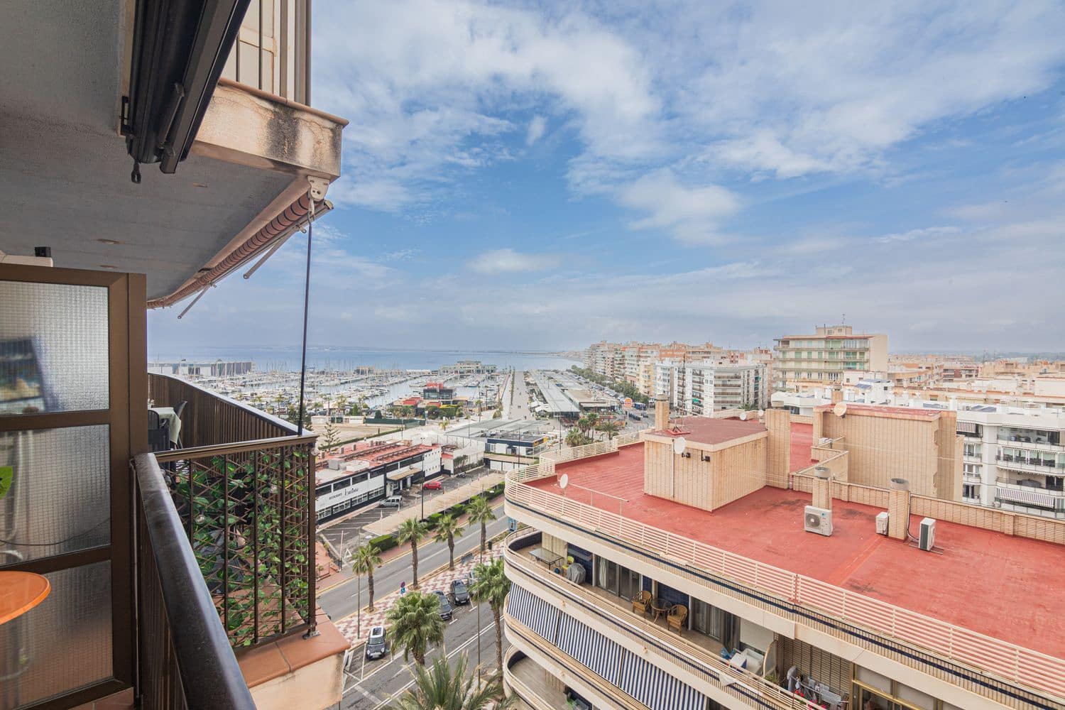 3 bedroom Apartment for sale in Santa Pola with garage - € 445,000 (Ref: 9877786)
