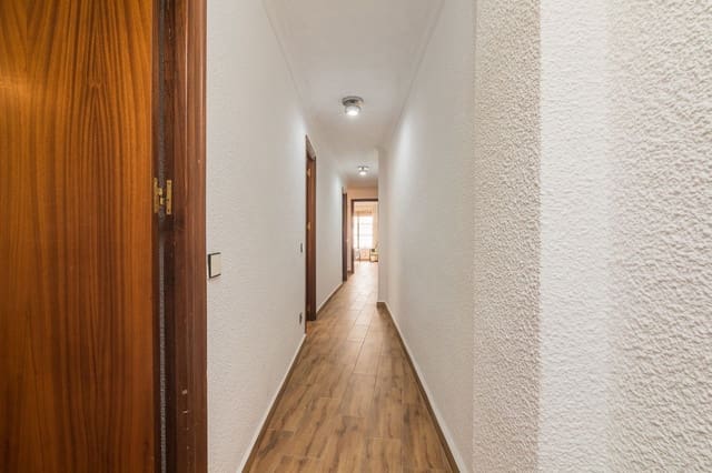 3 makuuhuone Huoneisto myytävänä paikassa Centro, Santa Pola mukana 
autotalli - 169 000 € (Ref: 9877787)
