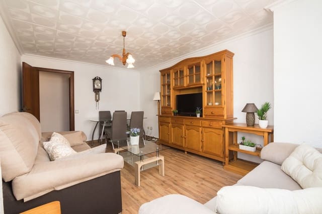 3 makuuhuone Huoneisto myytävänä paikassa Centro, Santa Pola mukana 
autotalli - 169 000 € (Ref: 9877787)