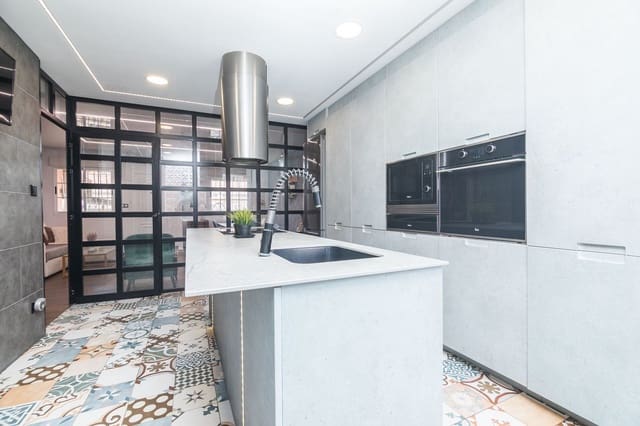 3 soveværelse Villa til salg i Puerto Marino, Santa Pola med swimmingpool garage - € 356.000 (Ref: 9877790)