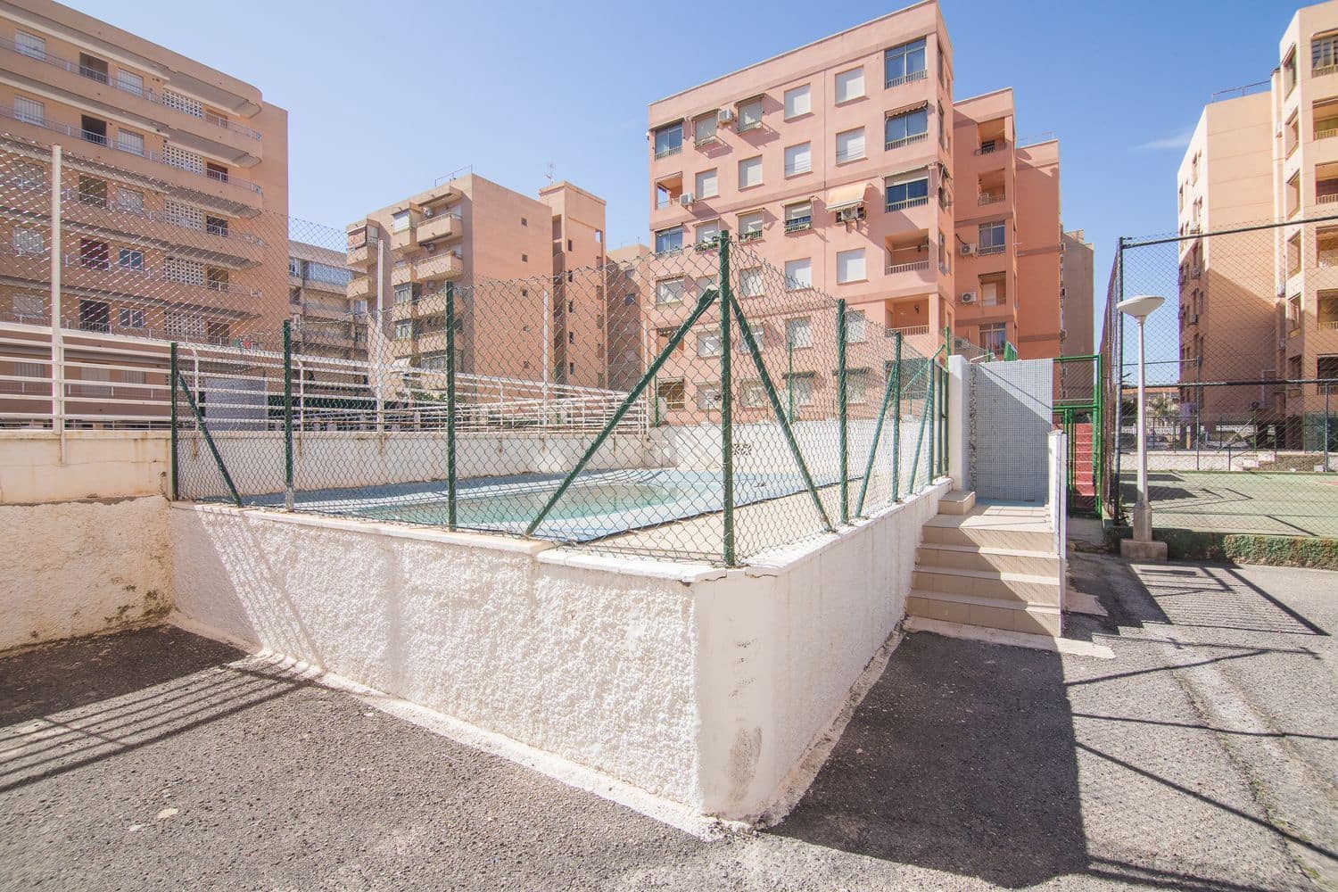 3 soverom Leilighet til salgs i Santa Pola med svømmebasseng garasje - € 193 000 (Ref: 9880564)