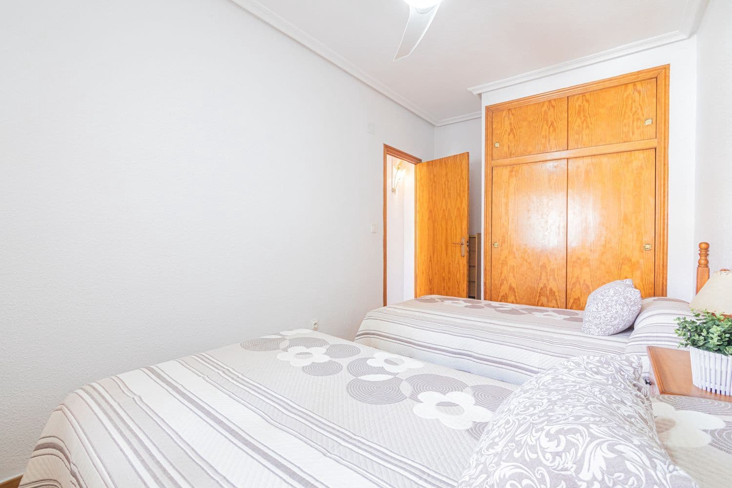 2 soveværelse Byhus til salg i Santa Pola med garage - € 175.000 (Ref: 9972444)