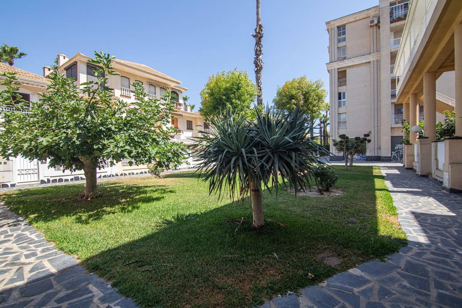 2 soveværelse Byhus til salg i Santa Pola med garage - € 175.000 (Ref: 9972444)