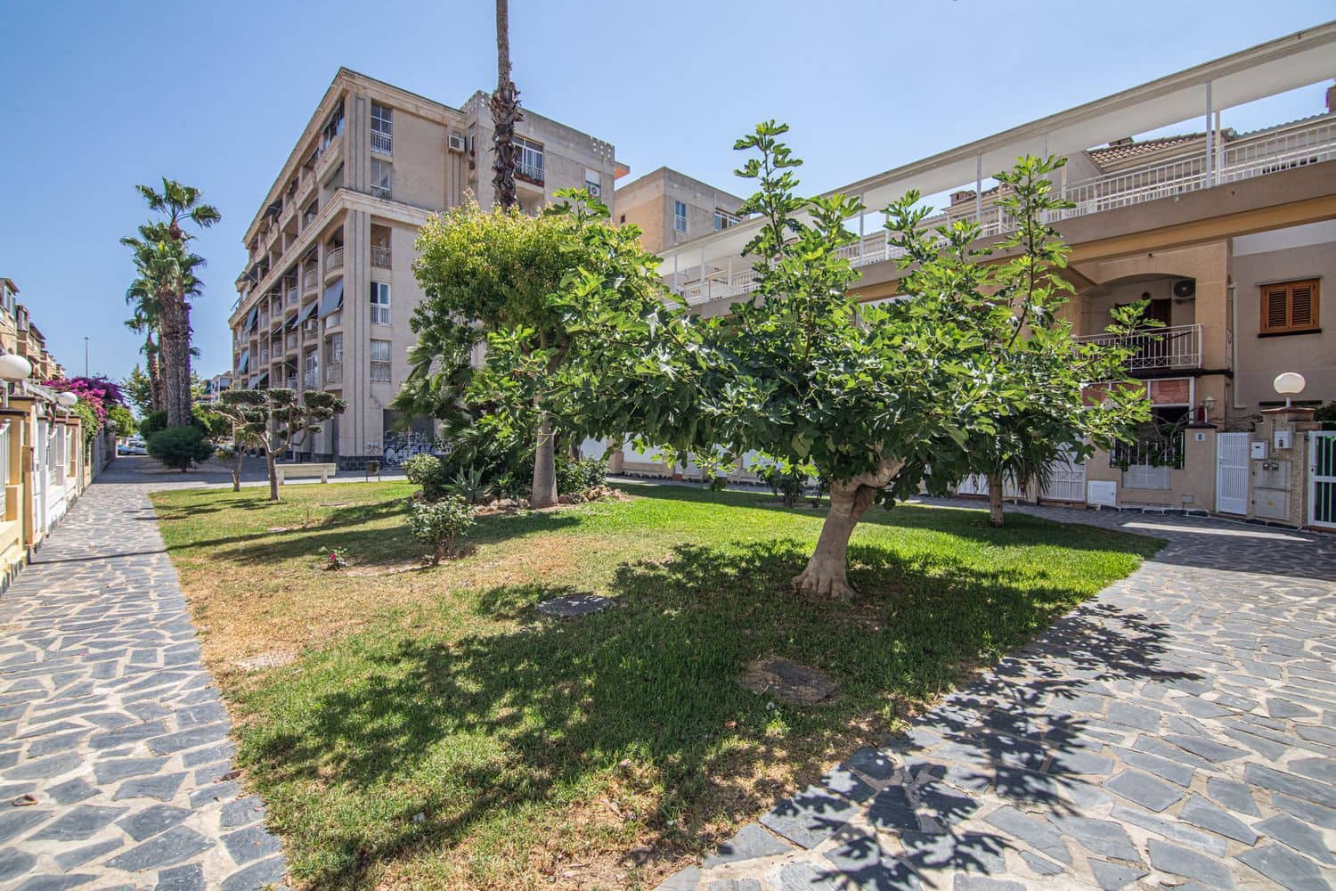 2 soveværelse Byhus til salg i Santa Pola med garage - € 175.000 (Ref: 9972444)