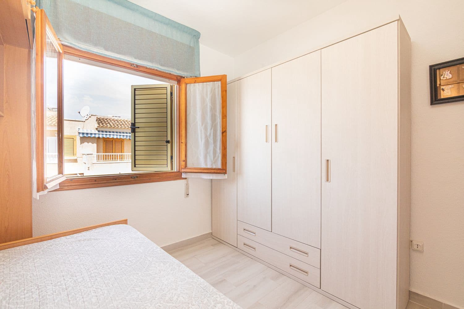 3 bedroom Townhouse for sale in Santa Pola with pool garage - € 299,000 (Ref: 9972445)