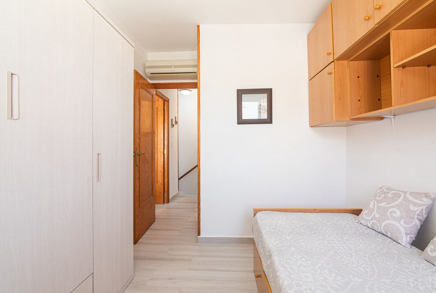 3 bedroom Townhouse for sale in Santa Pola with pool garage - € 299,000 (Ref: 9972445)