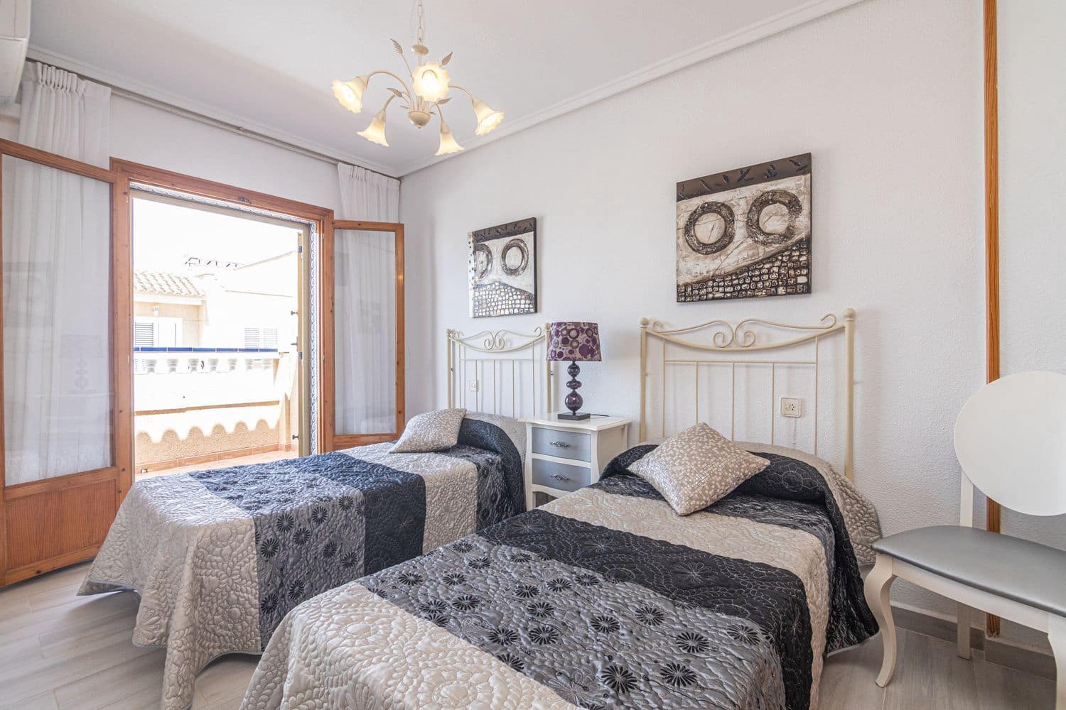 3 bedroom Townhouse for sale in Santa Pola with pool garage - € 299,000 (Ref: 9972445)