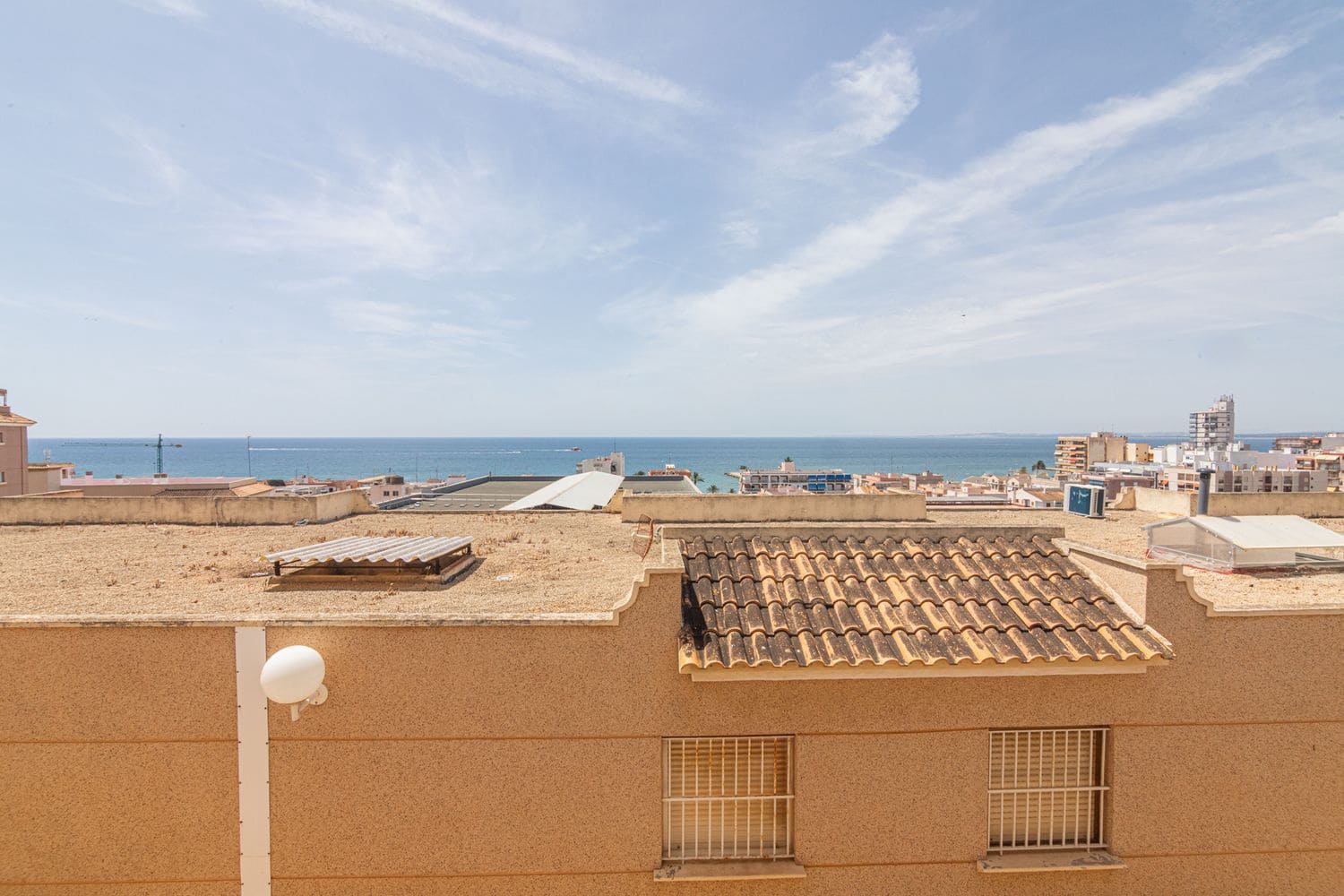 3 bedroom Townhouse for sale in Santa Pola with pool garage - € 299,000 (Ref: 9972445)