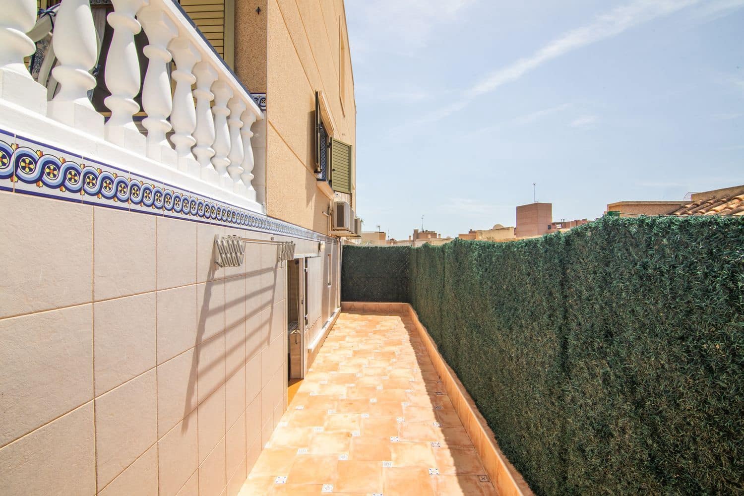 3 bedroom Townhouse for sale in Santa Pola with pool garage - € 299,000 (Ref: 9972445)