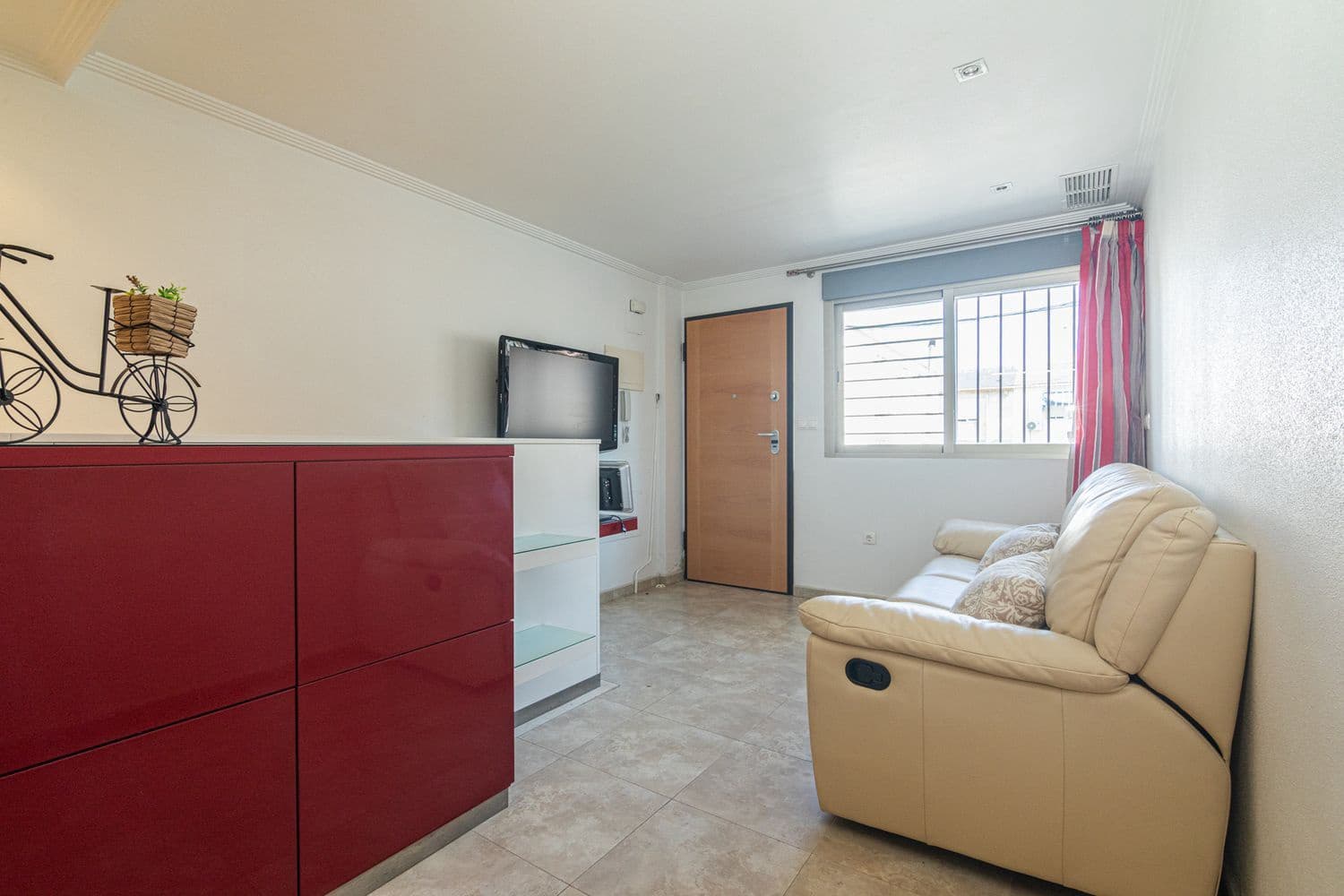 2 bedroom Apartment for sale in Santa Pola with pool garage - € 215,000 (Ref: 9972446)