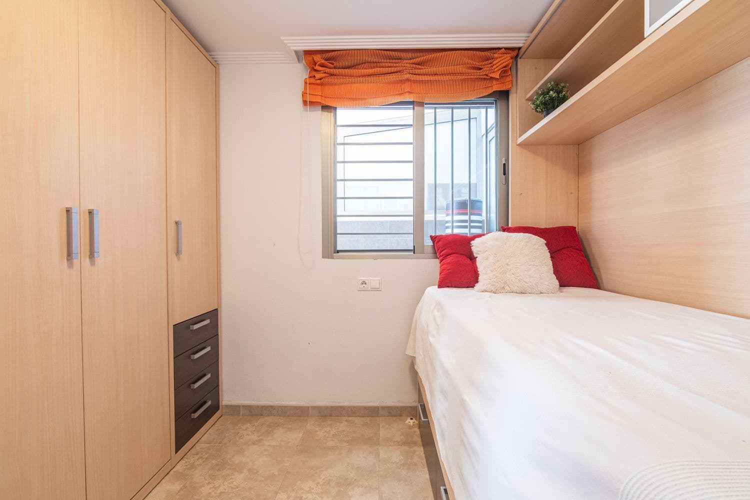 2 bedroom Apartment for sale in Santa Pola with pool garage - € 215,000 (Ref: 9972446)